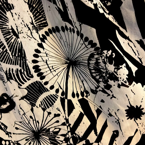 Lightweight top slightly sheer. - Picture 3 of 3